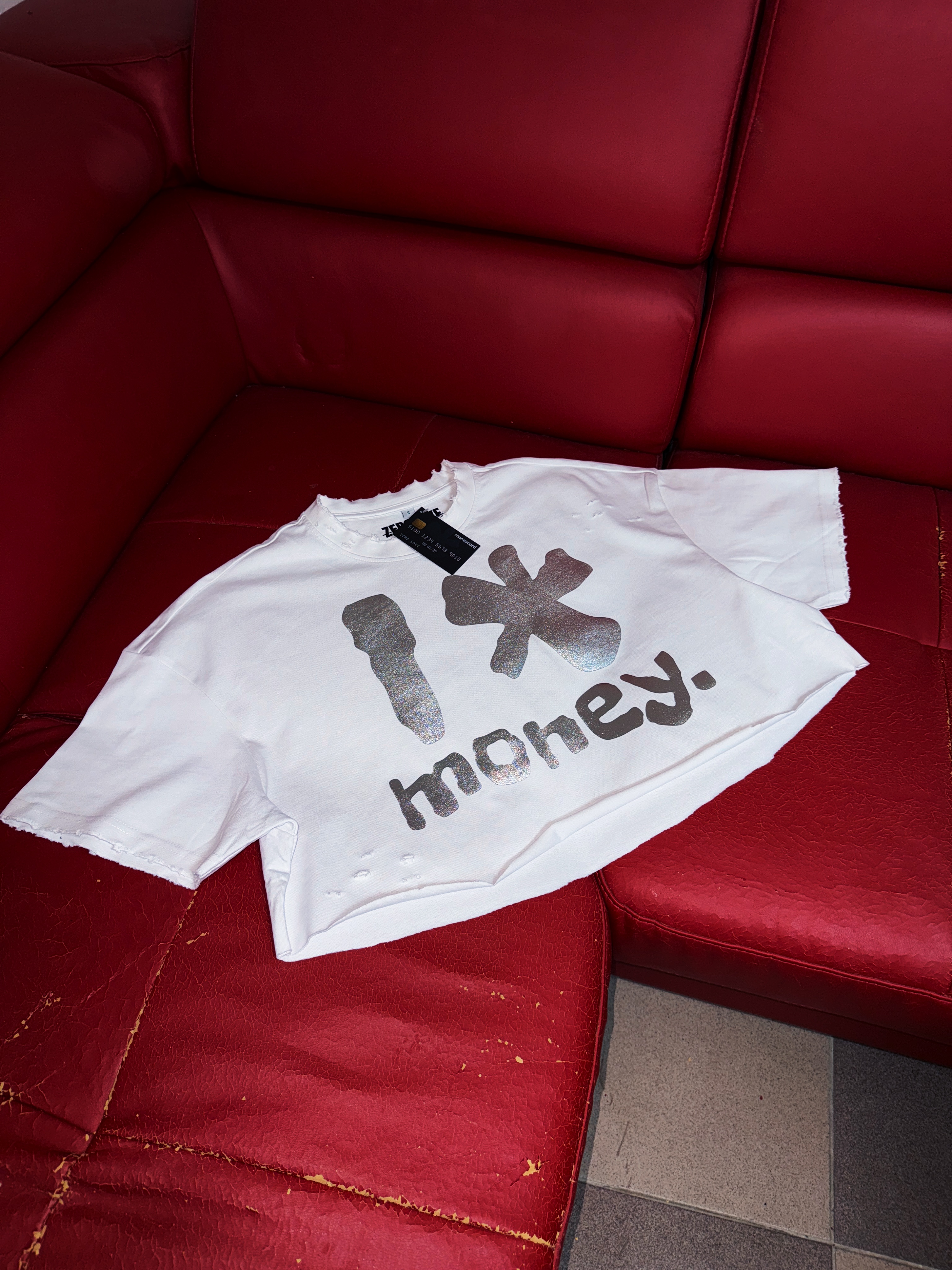 tee front view