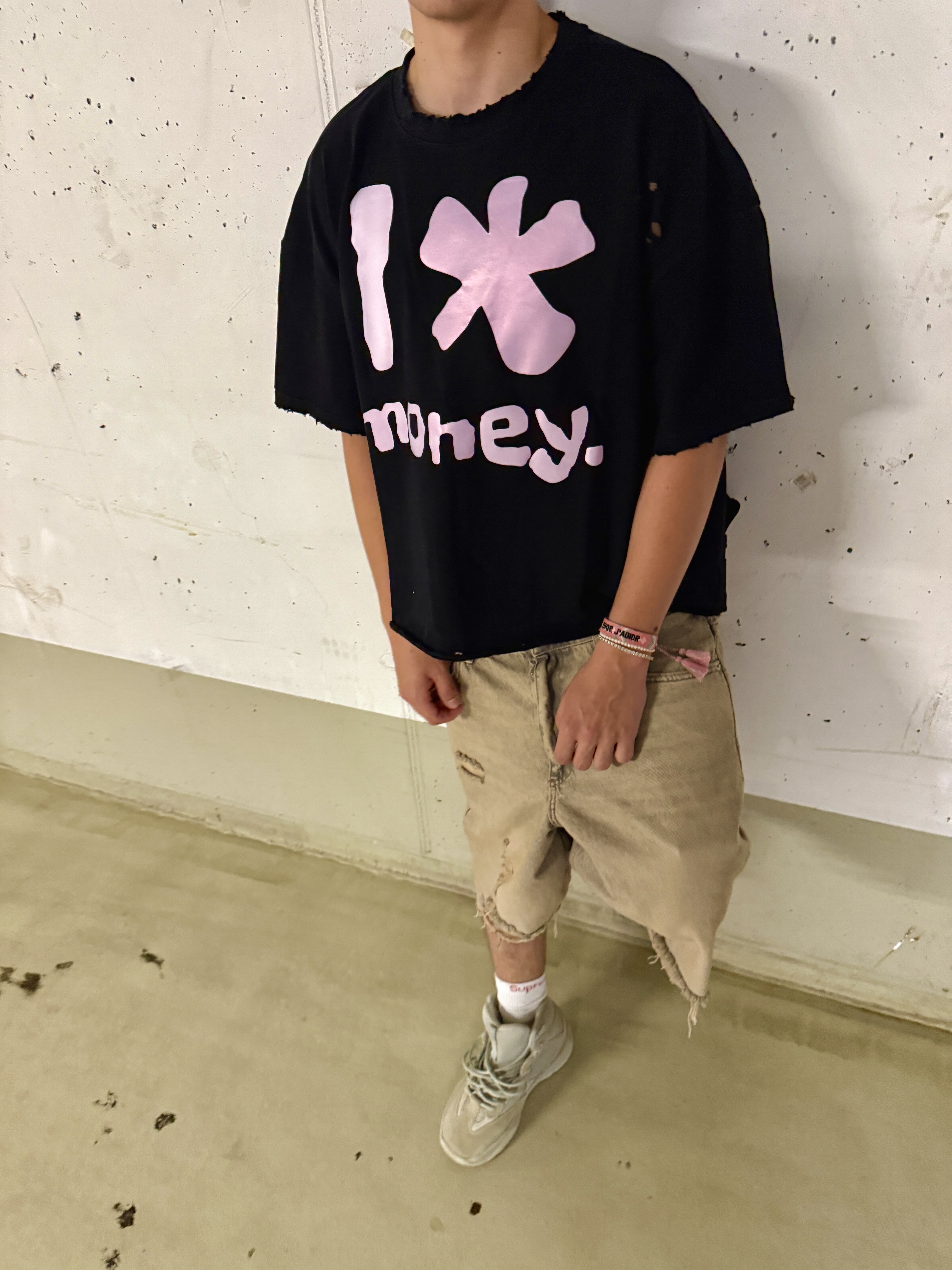 tee front view